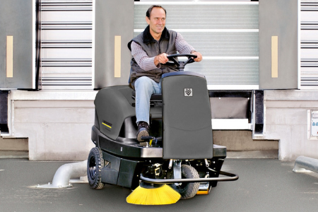 Afbeelding voor categorie Zit / sta veeg-zuigmachines